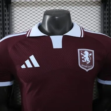 Immagine 5 dell’album Maglie da calcio dell’Aston Villa, versione per giocatori in casa, 26-27