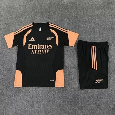 Image 2 de l’album 26-27 Arsenal Training Soccer Suit