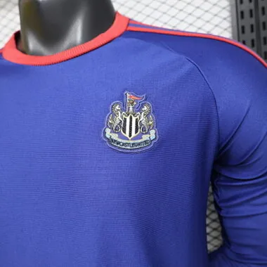 Immagine 7 dell’album Maglie da calcio retrò del Newcastle United del 26-27