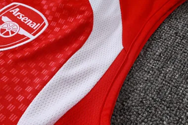 Immagine 8 dell’album 26-27 Canotta da allenamento dell’Arsenal