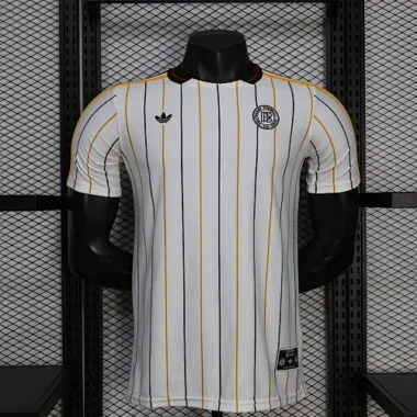 Maillots de football Newcastle United, version joueurs, 26-27