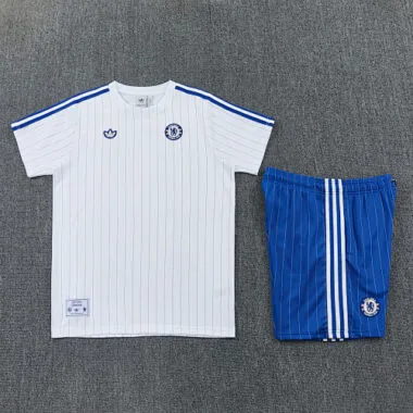 Imagen 10 del álbum Equipación de entrenamiento de fútbol del Chelsea 26-27