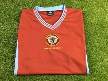 Imagen 2 del álbum 1981/82 West Ham Retro Soccer Jerseys