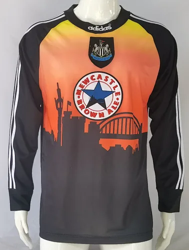 97/98 Newcastle United Goalkeeper Retro Yupoo Soccer Jerseys