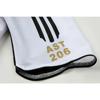 Newcastle United Retro-Fußballtrikots 2006 Albumbild 4