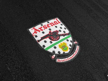 Image 4 de l’album 92 94 Arsenal Away Retro Soccer Jerseys