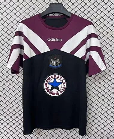 Maillots de football rétro de Newcastle United, saison 96-97