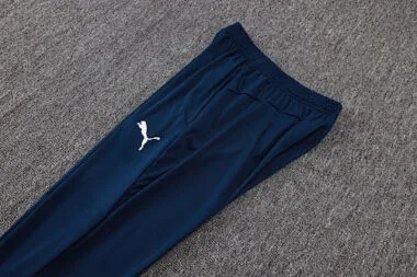 Image 20 de l’album Maillot à manches courtes et pantalon domicile Manchester City 25-26
