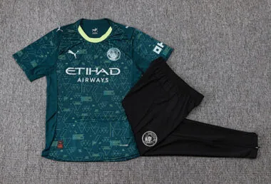 Imagen 15 del álbum 25-26 Manchester City Short Sleeve+Pants
