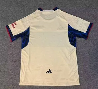 Imagen 2 del álbum Camisetas especiales de fútbol del Arsenal 25-26