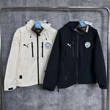 Image 3 de l’album Vestes coupe-vent Manchester City 25-26