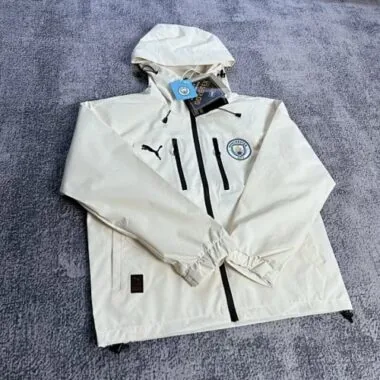 Image 9 de l’album Vestes coupe-vent Manchester City 25-26
