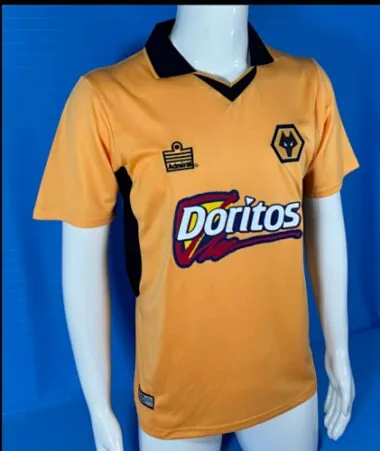 Imagem 2 do álbum 02-04 Wolves Home Retro Soccer Jerseys