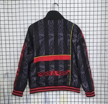 Image 2 de l’album Vestes coupe-vent Manchester United de 1993