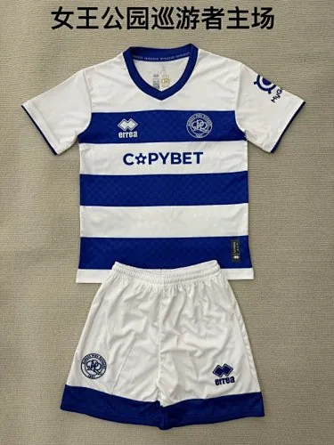 Maillots de football à domicile du Queens Park