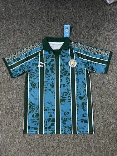 Maillots de football de Manchester City n° 25 et 26