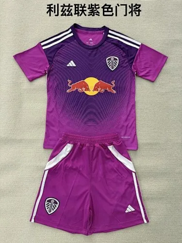 25-26 Leeds United Goalkeeper Soccer Jerseys