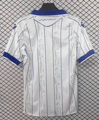 Image 2 de l’album Maillots de football de troisième équipe de Sheffield United n° 25-26