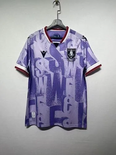 Maillots de football de Sheffield United pour les matchs à l'extérieur, 25-26