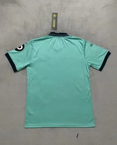Imagen 2 del álbum 25-26 Wolverhampton Away Soccer Jerseys