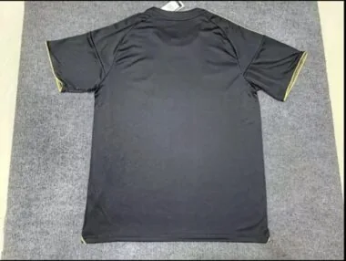 Imagen 2 del álbum 25-26 Fulham Third Soccer Jerseys