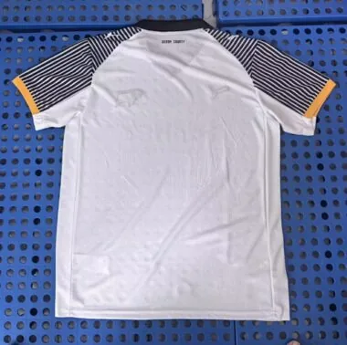 Imagen 2 del álbum Camisetas de fútbol de tercera línea del Derby County, 25-26