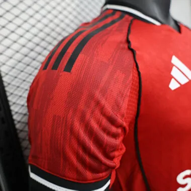 Image 5 de l’album 25-26 Man United Home Player Version Soccer Jerseys
