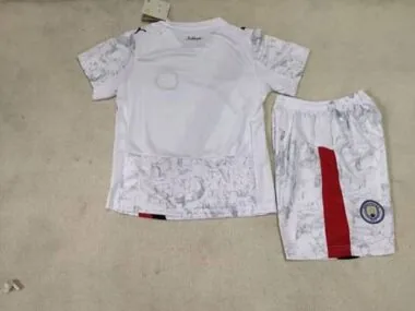 Afbeelding 3 van album 25-26 Manchester City uit-voetbalshirts voor kinderen