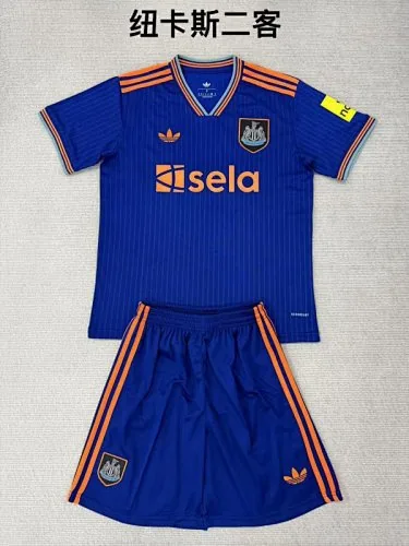 Maillots de football Newcastle United (troisième tenue) n° 25-26