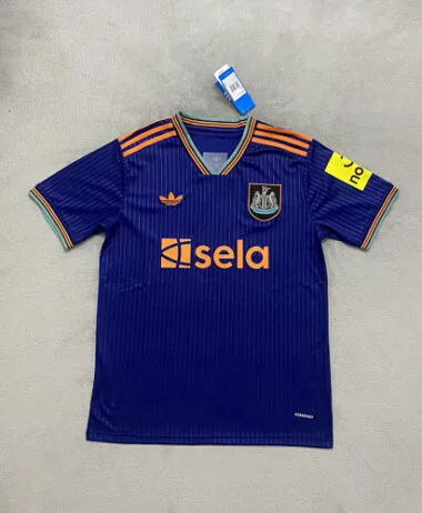 Maillots de football Newcastle United (troisième tenue) n° 25-26