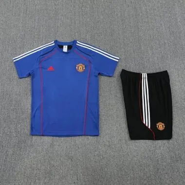 Image 3 de l’album Tenue d’entraînement de football Manchester United 25-26