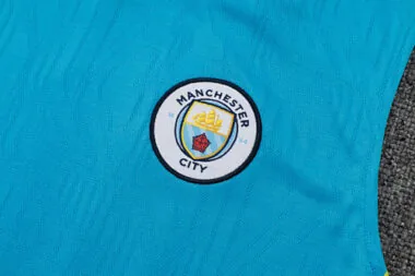 Afbeelding 3 van album 25-26 Manchester City Training Soccer Vest