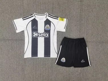 Maillots de football pour enfants Newcastle United (domicile) n° 25-26