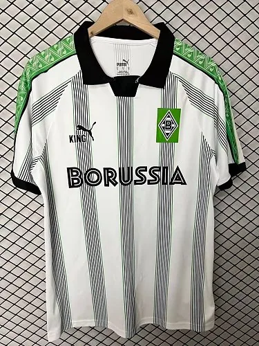 26–27 Sondertrikots des 1. FC Mönchengladbach