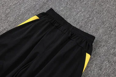 Imagem 19 do álbum 25-26 Dortmund Training Soccer Vest