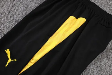 Imagem 21 do álbum 25-26 Dortmund Training Soccer Vest