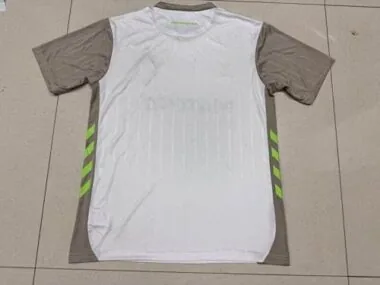 Immagine 2 dell’album Maglie da calcio da trasferta del Werder Brema 25-26