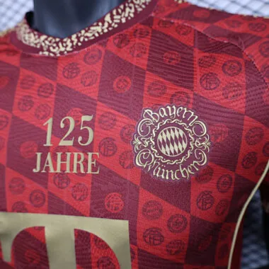 Imagem 4 do álbum 25-26 Bayern 125th Anniversary Player Version Soccer Jerseys