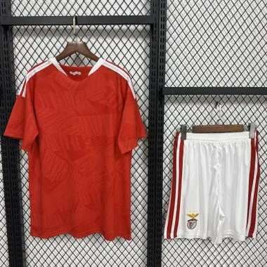 Imagem 2 do álbum 26-27 Benfica Home Soccer Jerseys
