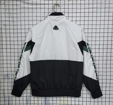 Imagen 6 del álbum 95-97 Benfica Retro Windbreaker Jackets