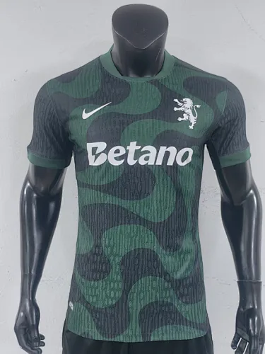 Maillots de football du Sporting Lisbonne n° 25-26, version « troisième joueur »