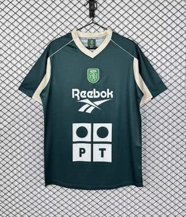 Maillots de football rétro spéciaux du Sporting Lisbonne 00-01