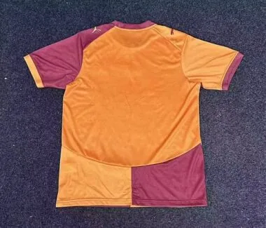 Imagem 2 do álbum 26-27 Galatasaray Home Soccer Jerseys