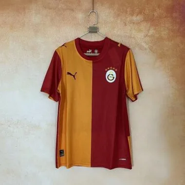 26-27 Galatasaray Home