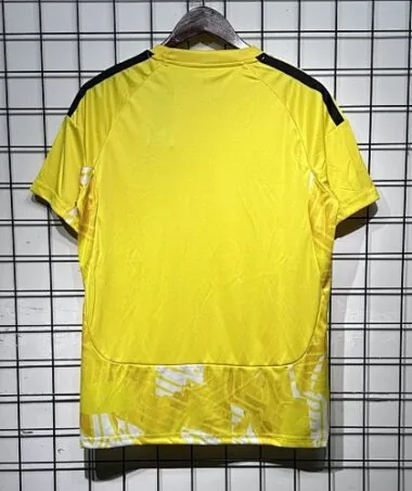 Image 2 de l’album Maillots de foot pour gardien de but Colo, tailles 26-27