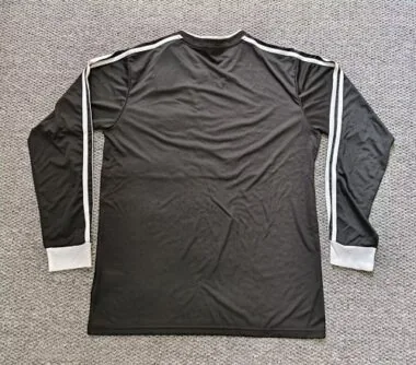 Imagem 3 do álbum 1997 Colo Retro Soccer Jerseys