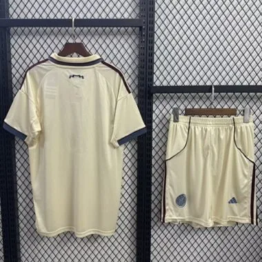 Imagen 2 del álbum Camisetas de fútbol del Ajax Third, 25-26