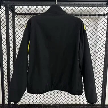 Imagem 2 do álbum 25-26 Fenerbahce Windbreaker Jackets