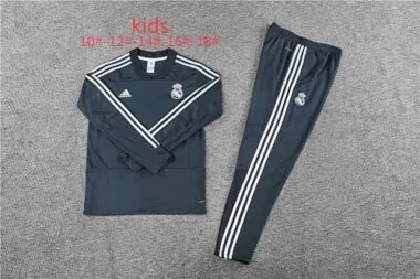 Trainingsanzüge in Kindergrößen Kindergrößen Albumbild 29