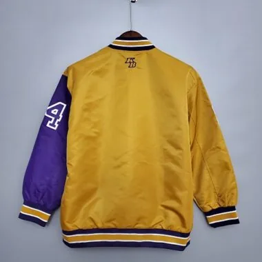 Imagem 3 do álbum Kobe Jackets